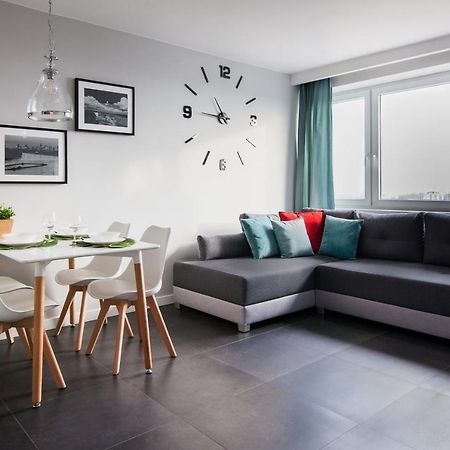 Apartment River Front, Great View From 14Th Floor, Next To Pge Narodowy Stadium, Torwar - By Warsawskyline Apartments Екстериор снимка